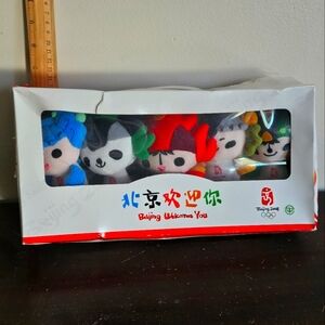 2008 Beijing Olympics 5" Plush FUWA Keychain Set. New.